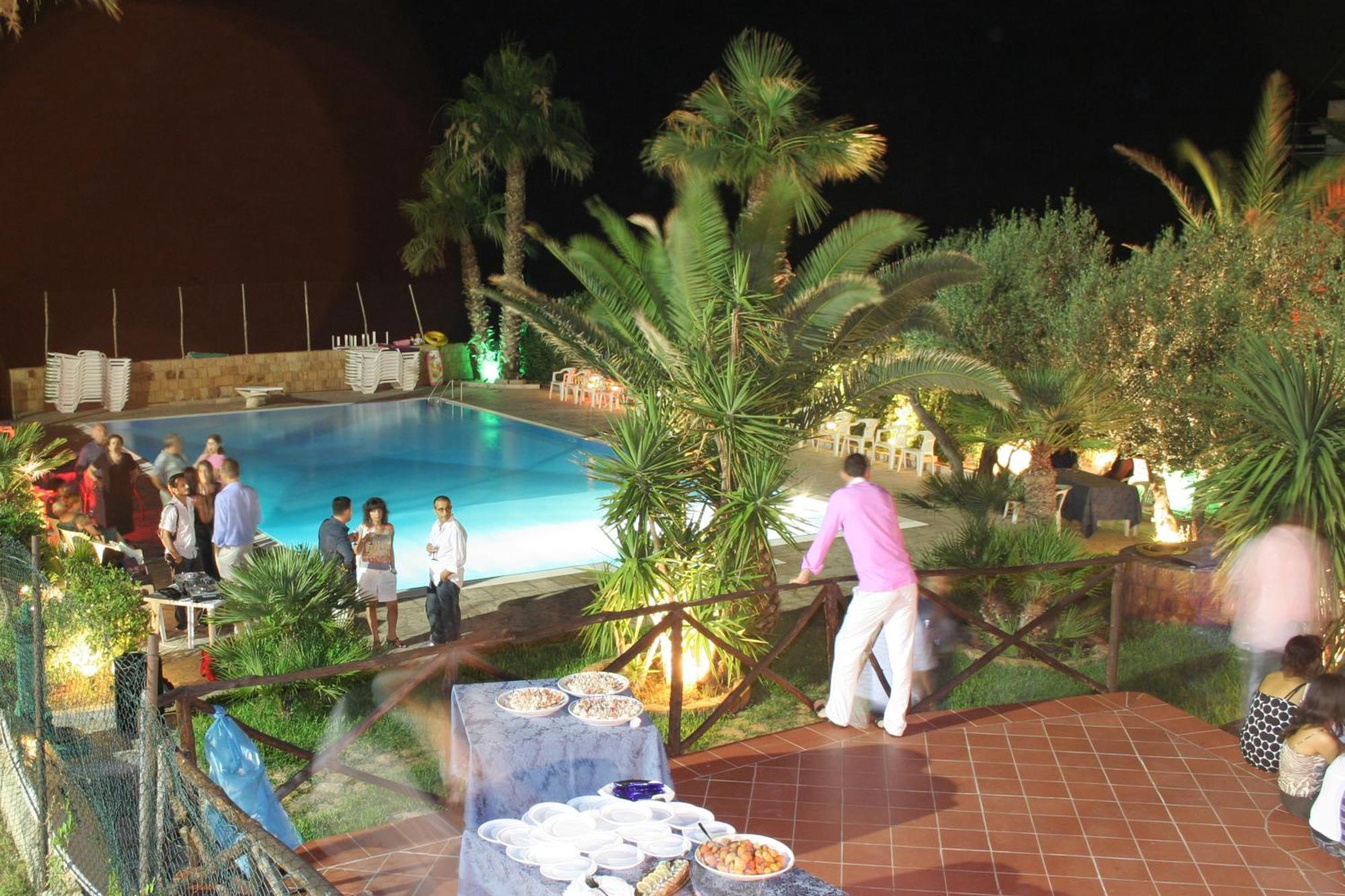 Hotel Za Maria Santo Stefano di Camastra Esterno foto
