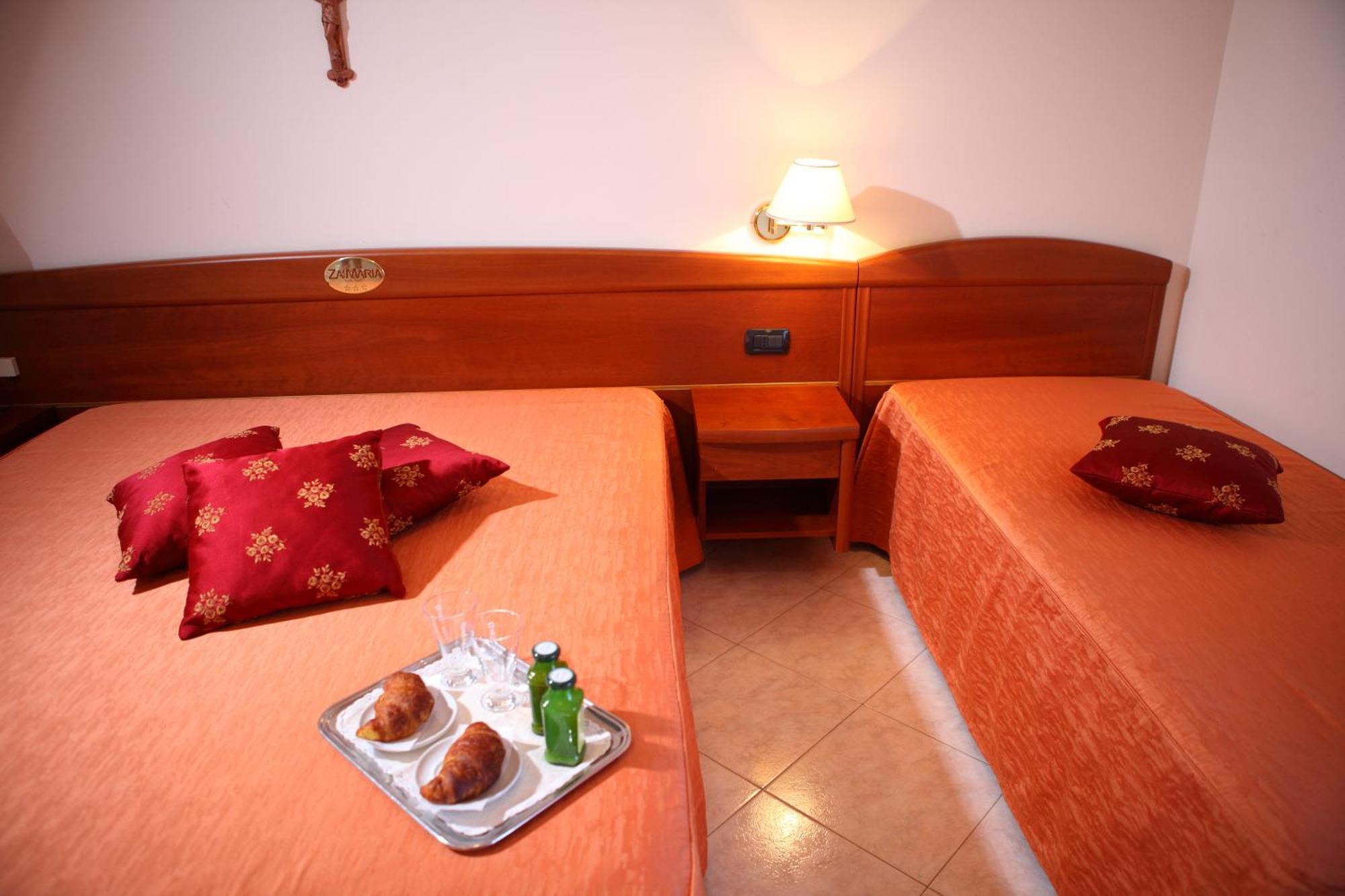 Hotel Za Maria Santo Stefano di Camastra Camera foto