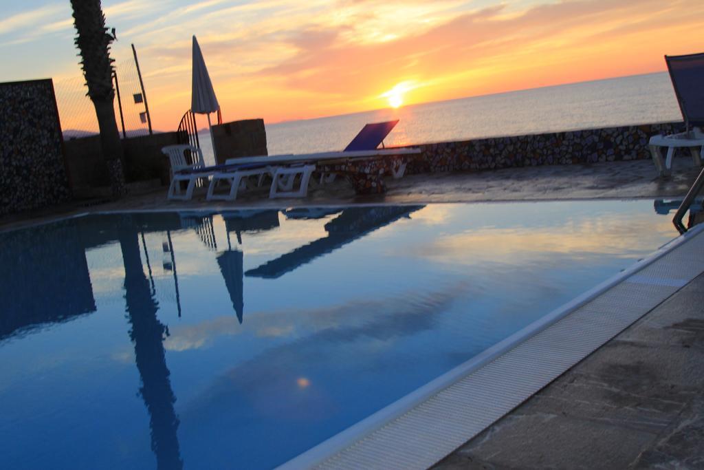 Hotel Za Maria Santo Stefano di Camastra Esterno foto