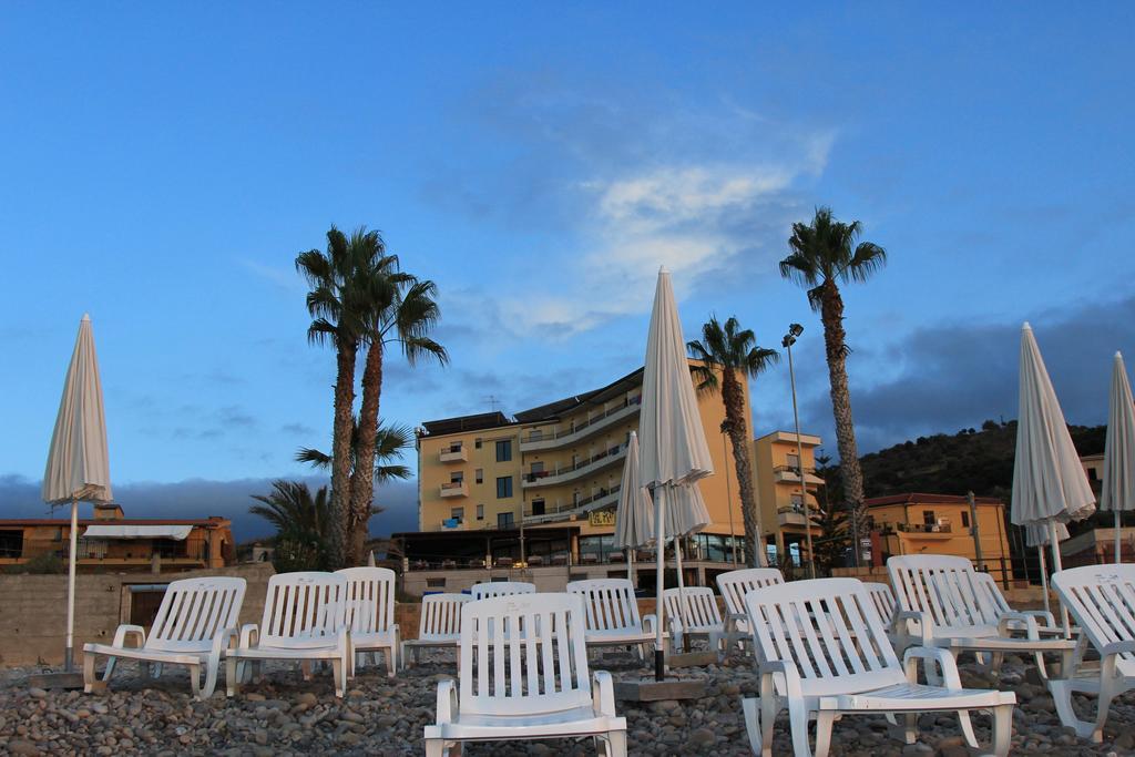 Hotel Za Maria Santo Stefano di Camastra Esterno foto