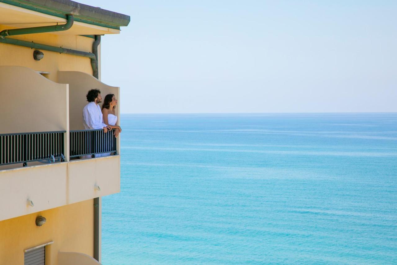 Hotel Za Maria Santo Stefano di Camastra Esterno foto