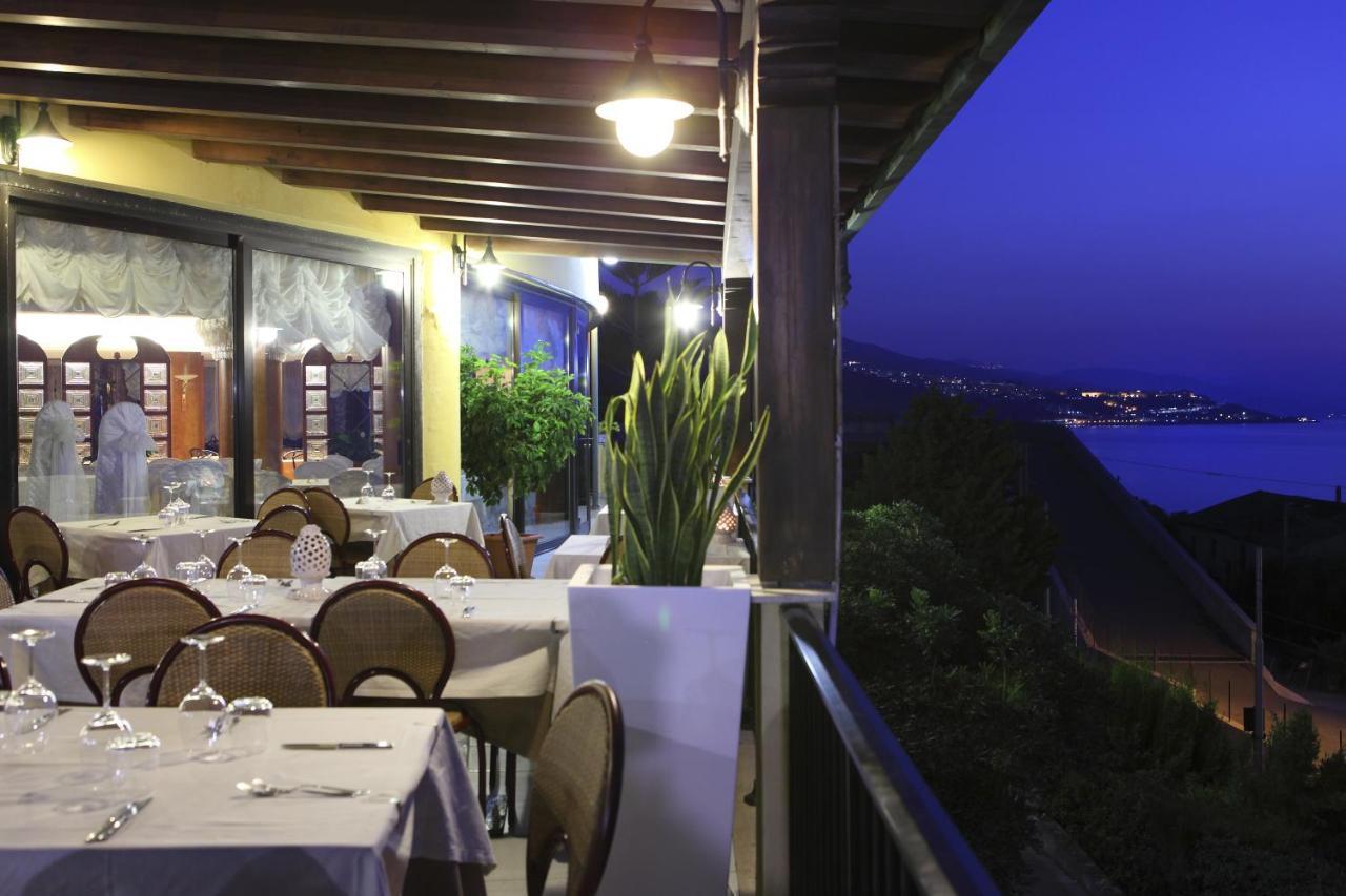Hotel Za Maria Santo Stefano di Camastra Esterno foto